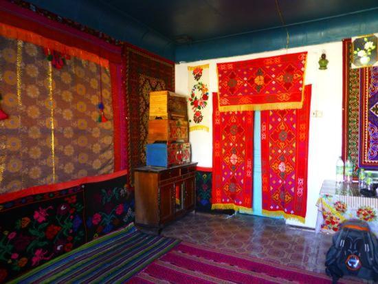 Guest House Erali Murghob Exterior foto